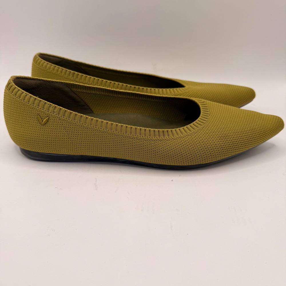 Vivaia Aria Pointed Toe Knit Flats Chartreuse Green Womens Size EU 40/ US 9.5